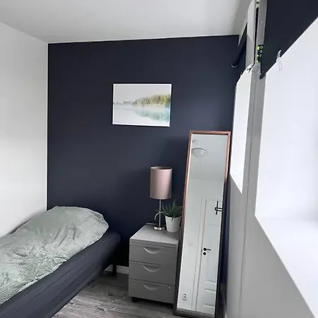 Spacious And Beautiful In With Free Parking * برغن