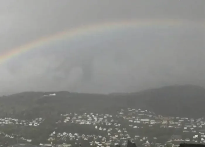 아파트 Spacious And Beautiful In With Free Parking 베르겐