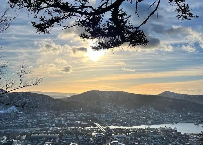 Apartmán Spacious And Beautiful In With Free Parking *